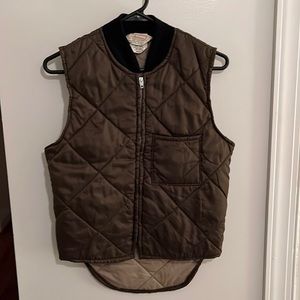 brown vintage puffer vest!